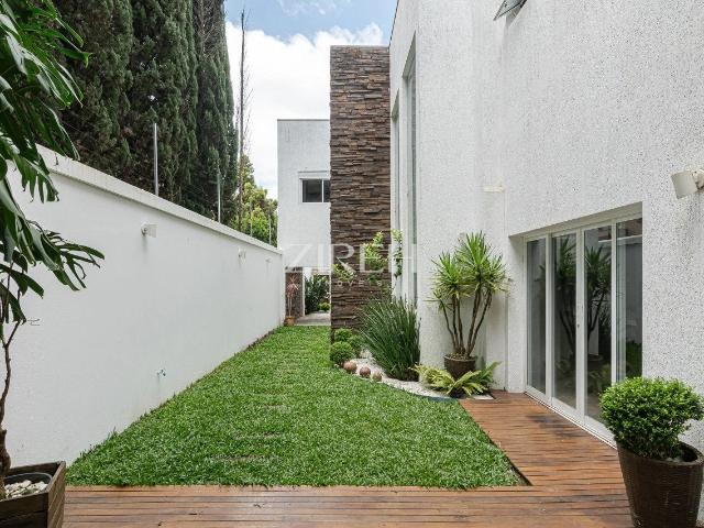 Casa venda em Água Verde, Curitiba