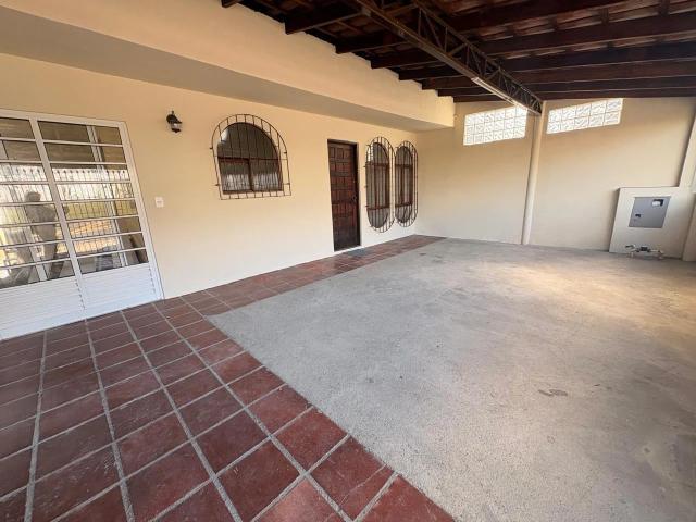 Casa venda em Curitiba, Região Geográfica Intermediária de Curitiba