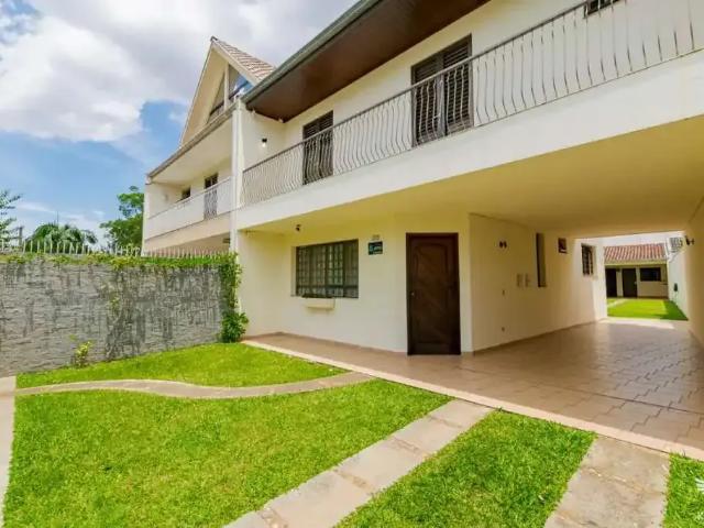 Casa venda em Bom Retiro, Curitiba