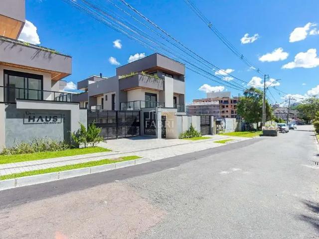 Casa venda em Campina do Siqueira, Curitiba