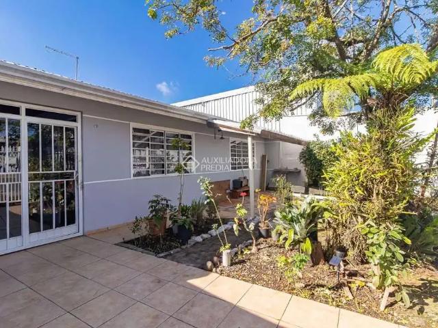 Casa venda em Capão Raso, Curitiba
