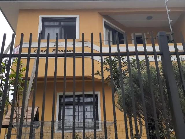 Casa venda em Capão Raso, Curitiba
