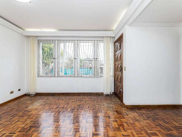 Casa venda em Água Verde, Curitiba