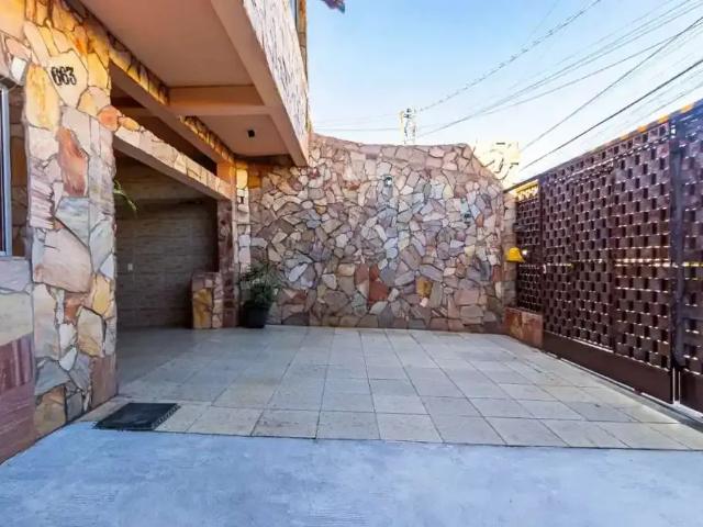 Casa venda em Casa, Curitiba