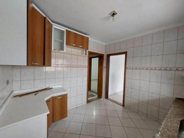 Casa venda em Vila Caviúna, Diadema