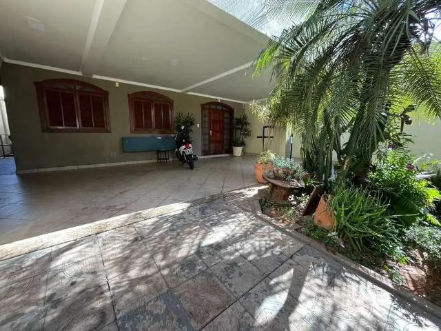 Casa venda em Região Geográfica Imediata de Divinópolis, Divinópolis