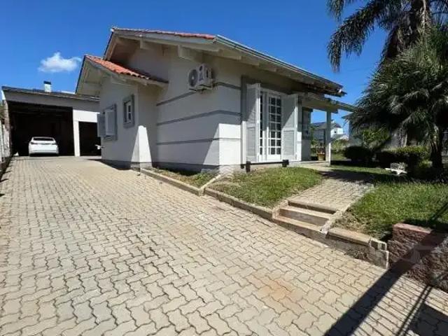 Casa venda em Farroupilha, Região Geográfica Intermediária de Caxias do Sul