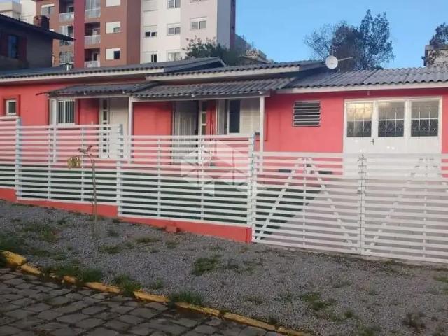 Casa venda em Região Geográfica Imediata de Caxias do Sul, Farroupilha
