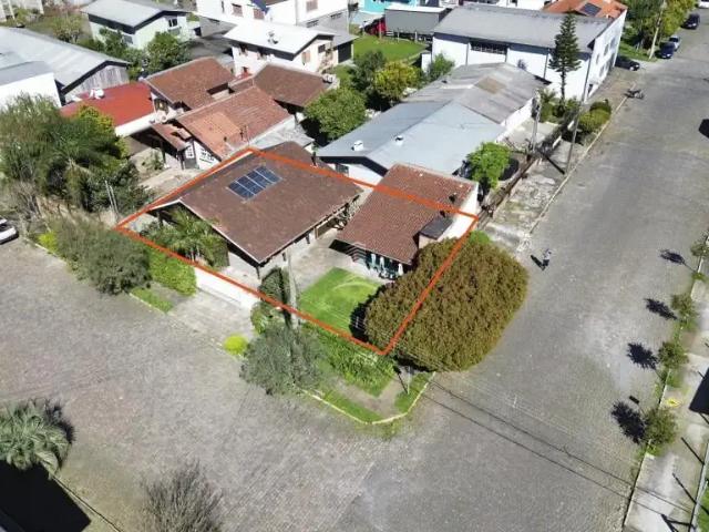 Casa venda em Farroupilha, Região Geográfica Intermediária de Caxias do Sul