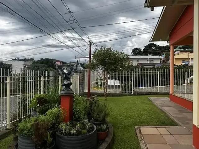 Casa venda em Farroupilha, Região Geográfica Intermediária de Caxias do Sul