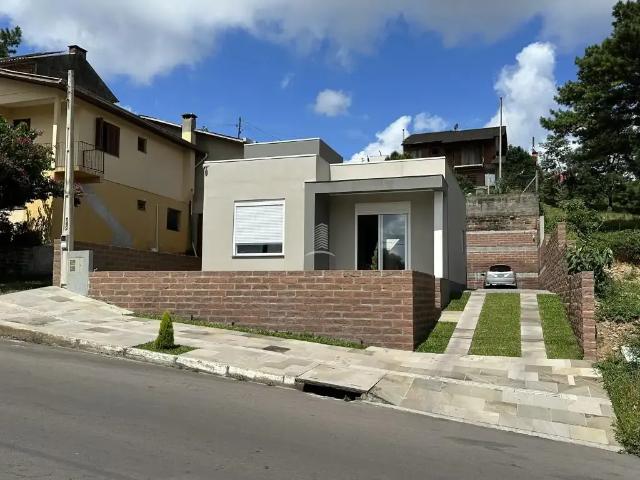 Casa venda em Farroupilha, Região Geográfica Intermediária de Caxias do Sul