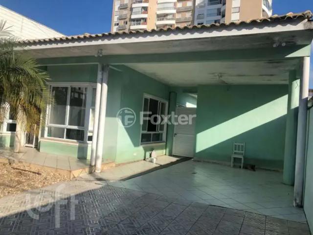 Casa venda em Região Geográfica Imediata de Florianópolis, Desterro