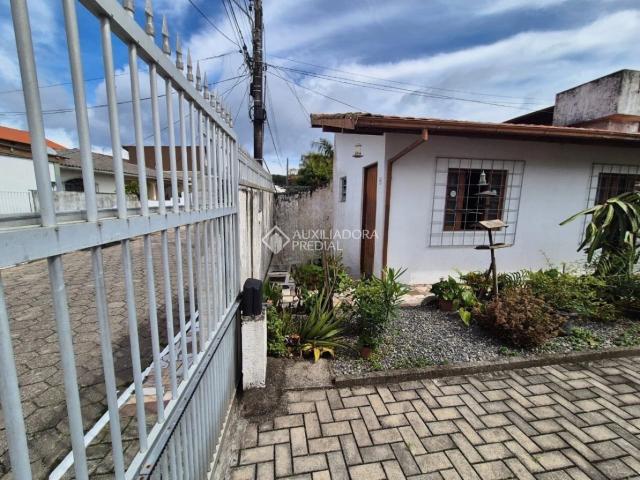 Casa venda em Barra da Lagoa, Florianópolis