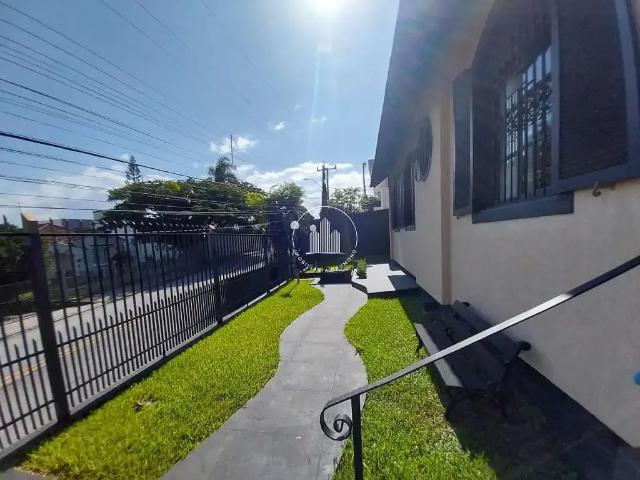 Casa venda em Região Geográfica Imediata de Florianópolis, Desterro
