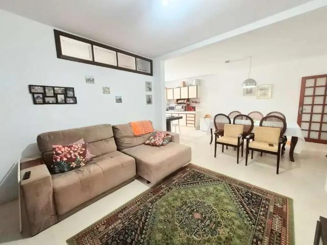 Casa venda em Região Geográfica Imediata de Florianópolis, Desterro