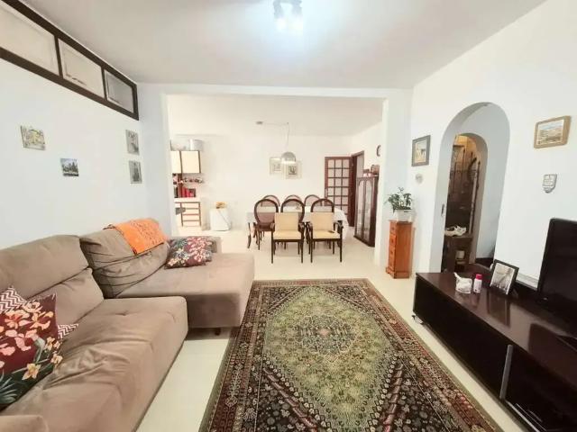 Casa venda em Região Geográfica Imediata de Florianópolis, Desterro