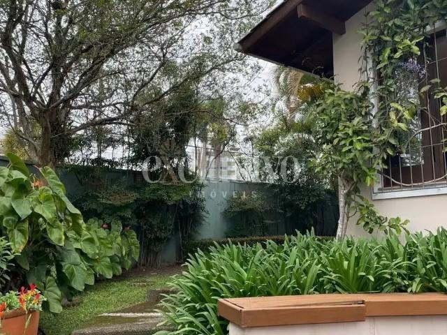 Casa venda em Região Geográfica Imediata de Florianópolis, Desterro