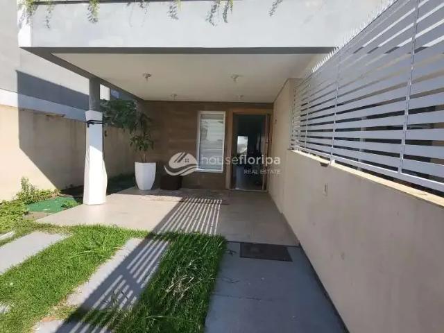 Casa venda em Região Geográfica Imediata de Florianópolis, Desterro