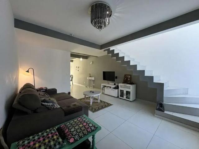Casa venda em Região Geográfica Imediata de Florianópolis, Desterro