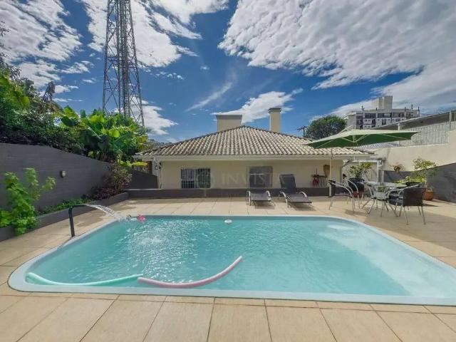 Casa venda em Região Geográfica Imediata de Florianópolis, Desterro