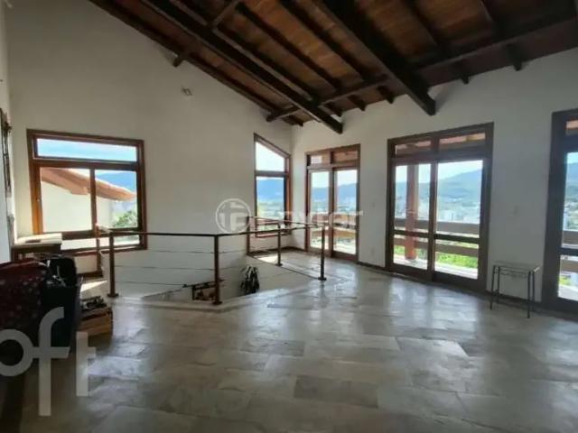 Casa venda em Região Geográfica Imediata de Florianópolis, Desterro