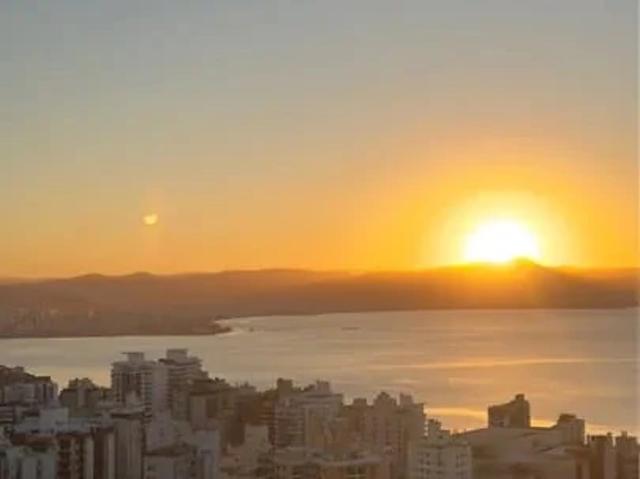Casa venda em Morro da Cruz, Florianópolis