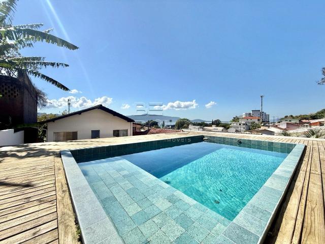 Casa venda em Coqueiros, Florianópolis