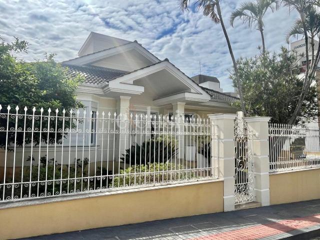 Casa venda em Região Geográfica Imediata de Florianópolis, Desterro