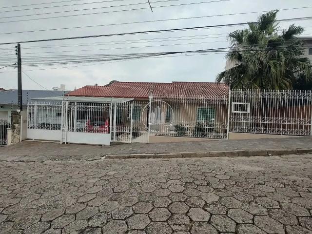 Casa venda em Região Geográfica Imediata de Florianópolis, Desterro