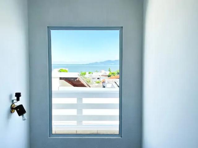 Casa venda em Região Geográfica Imediata de Florianópolis, Desterro
