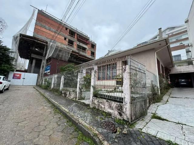 Casa venda em Região Geográfica Imediata de Florianópolis, Desterro