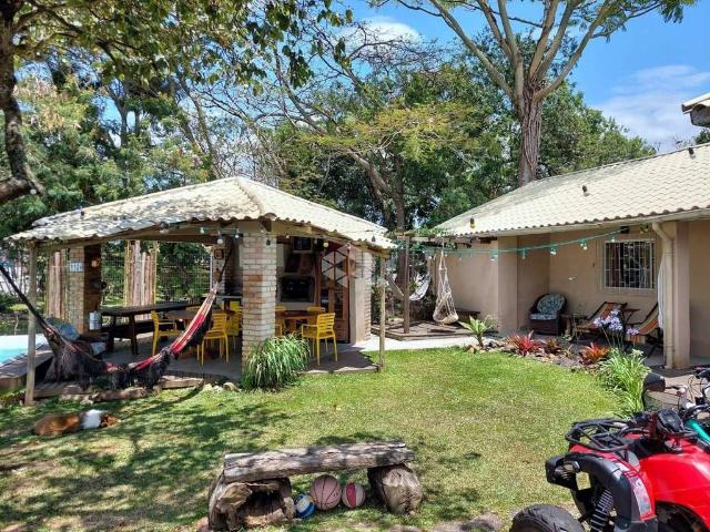 Casa venda em Daniela, Florianópolis