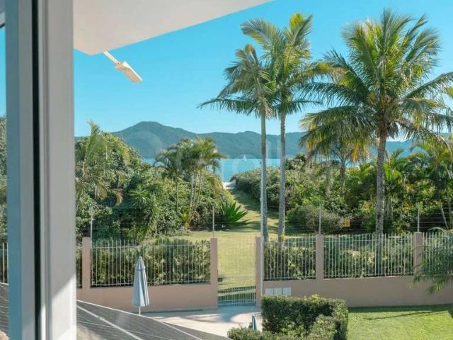 Casa venda em Daniela, Florianópolis