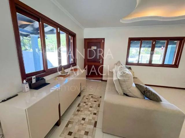 Casa venda em Daniela, Florianópolis
