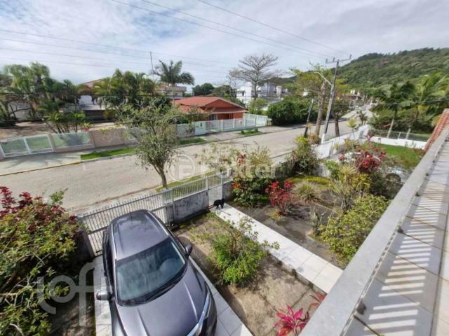 Casa venda em Daniela, Florianópolis