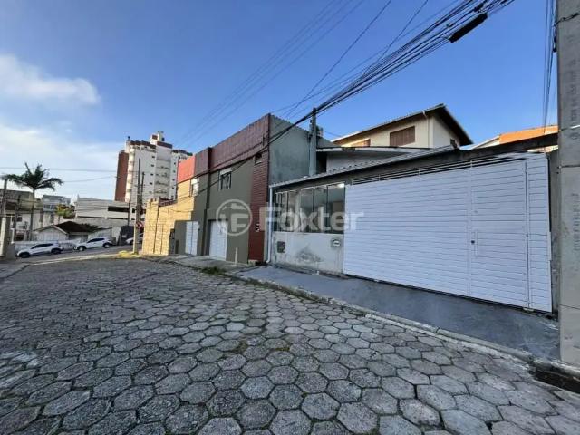 Casa venda em Região Geográfica Imediata de Florianópolis, Desterro