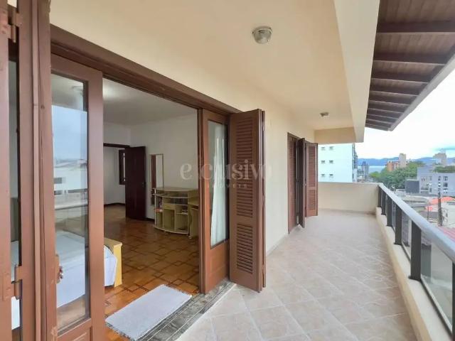 Casa venda em Região Geográfica Imediata de Florianópolis, Desterro