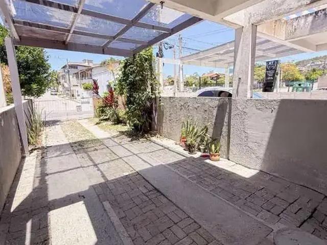 Casa venda em Região Geográfica Imediata de Florianópolis, Desterro