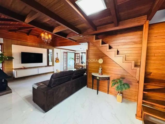 Casa venda em Região Geográfica Imediata de Florianópolis, Desterro