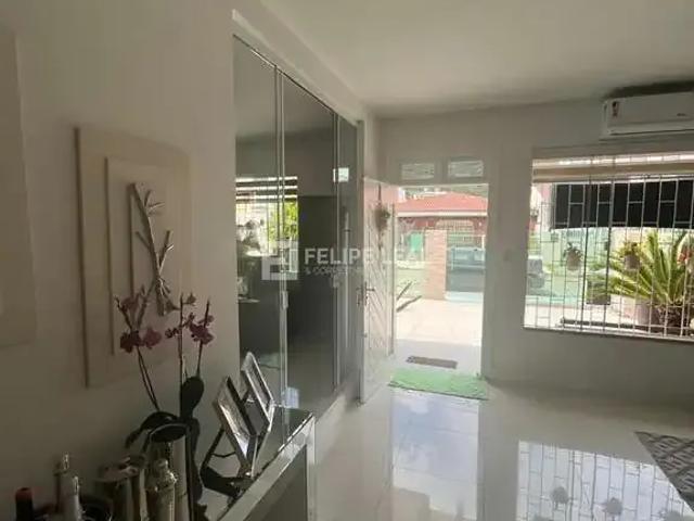 Casa venda em Região Geográfica Imediata de Florianópolis, Desterro