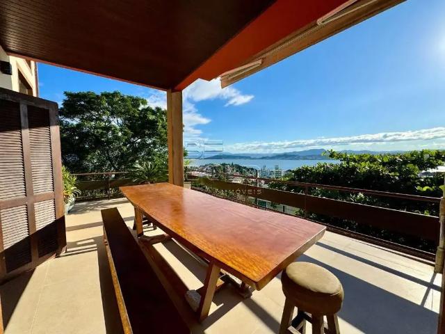 Casa venda em Região Geográfica Imediata de Florianópolis, Desterro