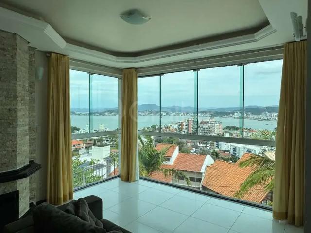 Casa venda em Região Geográfica Imediata de Florianópolis, Desterro