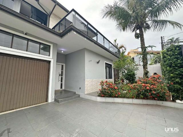 Casa venda em Região Geográfica Imediata de Florianópolis, Desterro