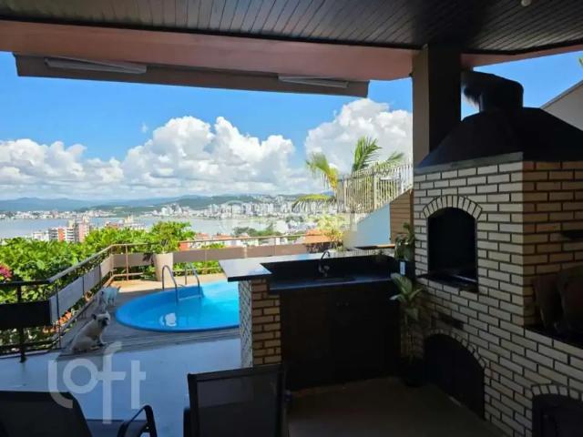 Casa venda em Região Geográfica Imediata de Florianópolis, Desterro