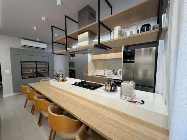 Casa venda em Região Geográfica Imediata de Florianópolis, Desterro