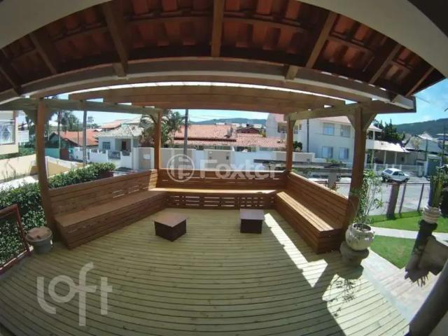Casa venda em Região Geográfica Imediata de Florianópolis, Desterro