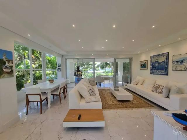 Casa venda em Região Geográfica Imediata de Florianópolis, Desterro