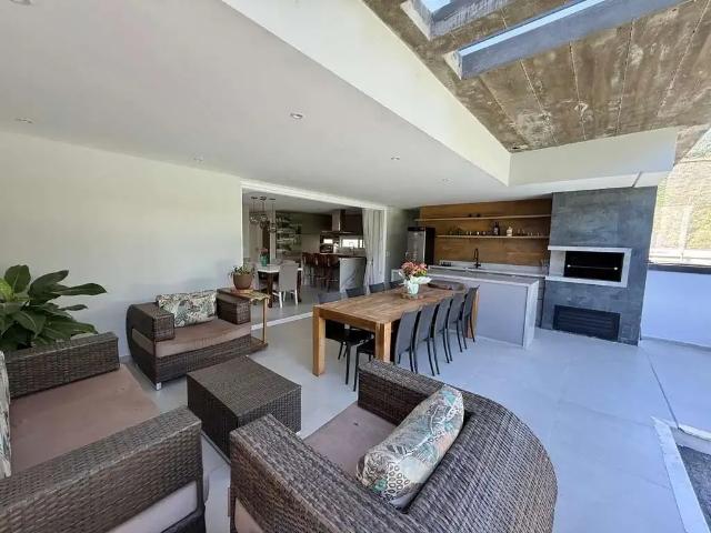 Casa venda em Região Geográfica Imediata de Florianópolis, Desterro