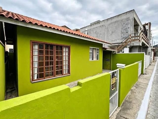 Casa venda em Florianópolis, Região Geográfica Intermediária de Florianópolis