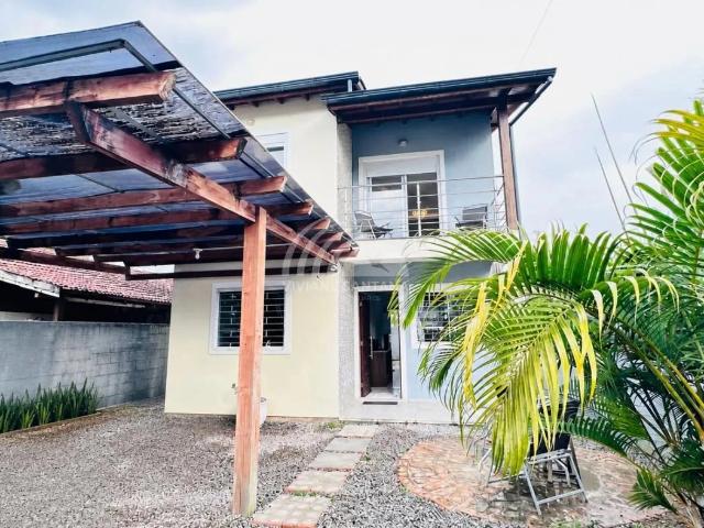 Casa venda em São João do Rio Vermelho, Florianópolis